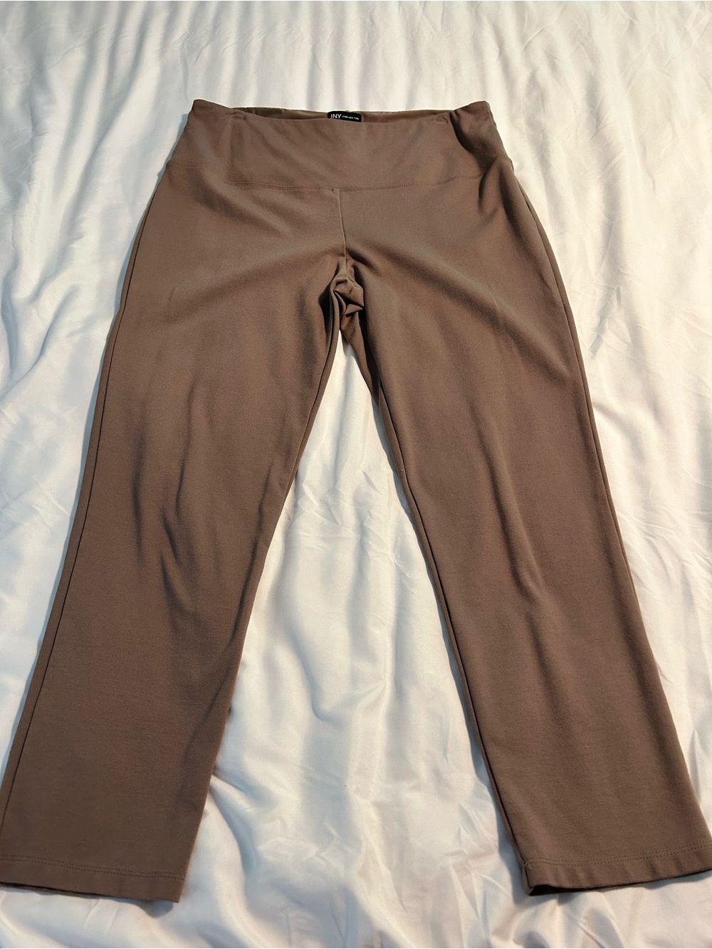 Jones New York Cropped Pull-On Pants in Taupe